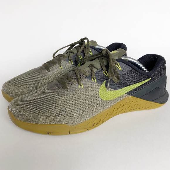 nike metcon 3 olive